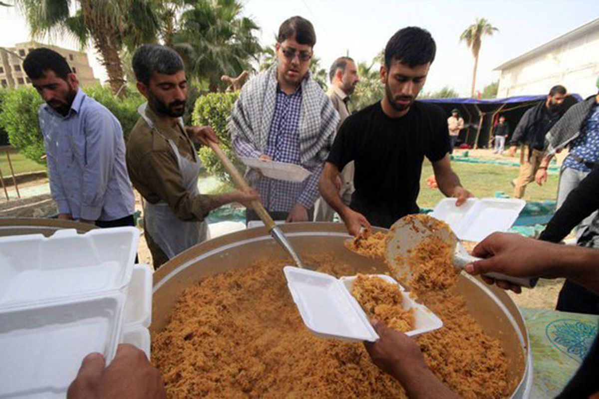توزیع ۳۶۴ هزار غذای گرم در عراق