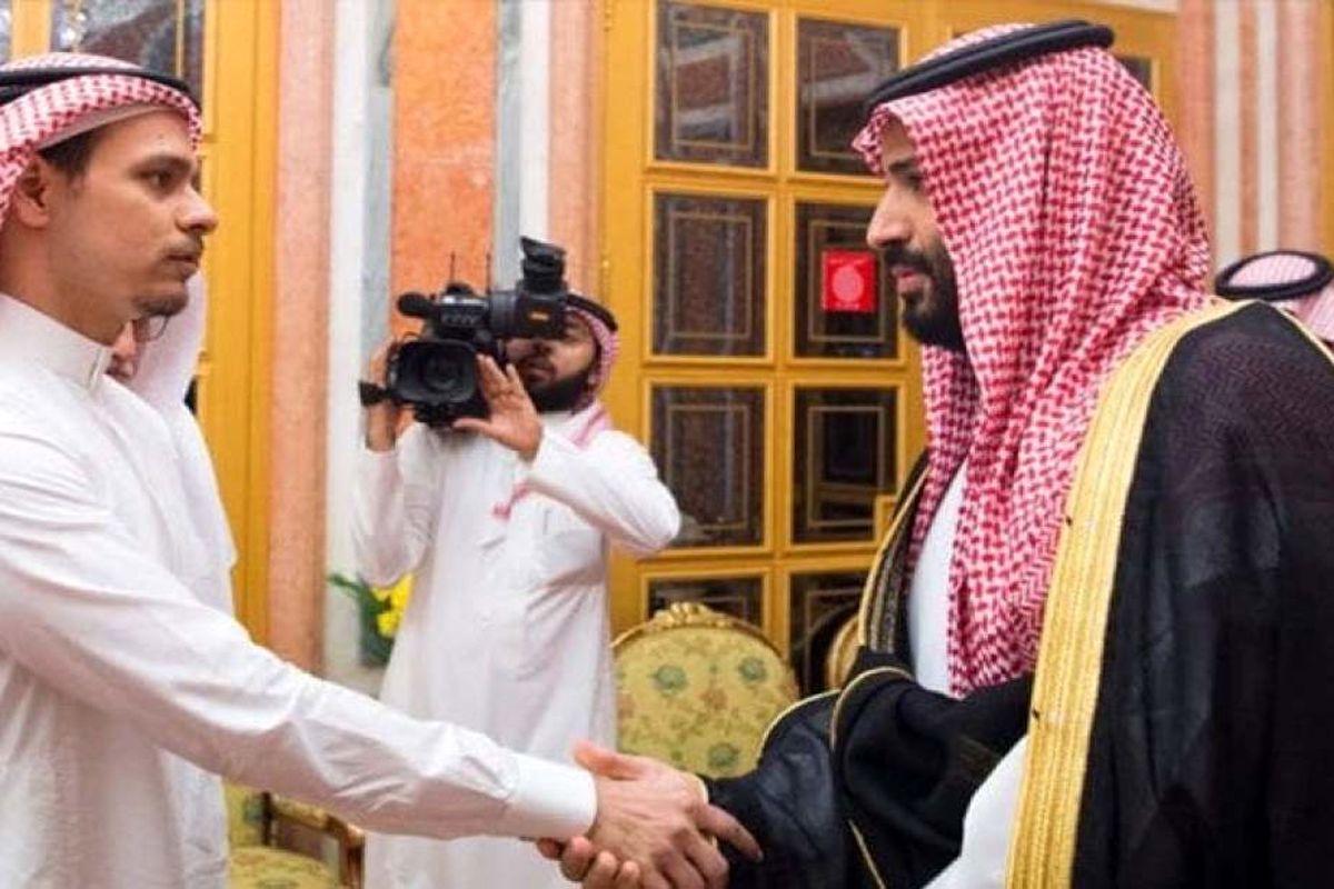 رفتار «پسر خاشقچی» در دیدار با ولیعهد و شاه سعودی چه چیزی را فاش می کند؟