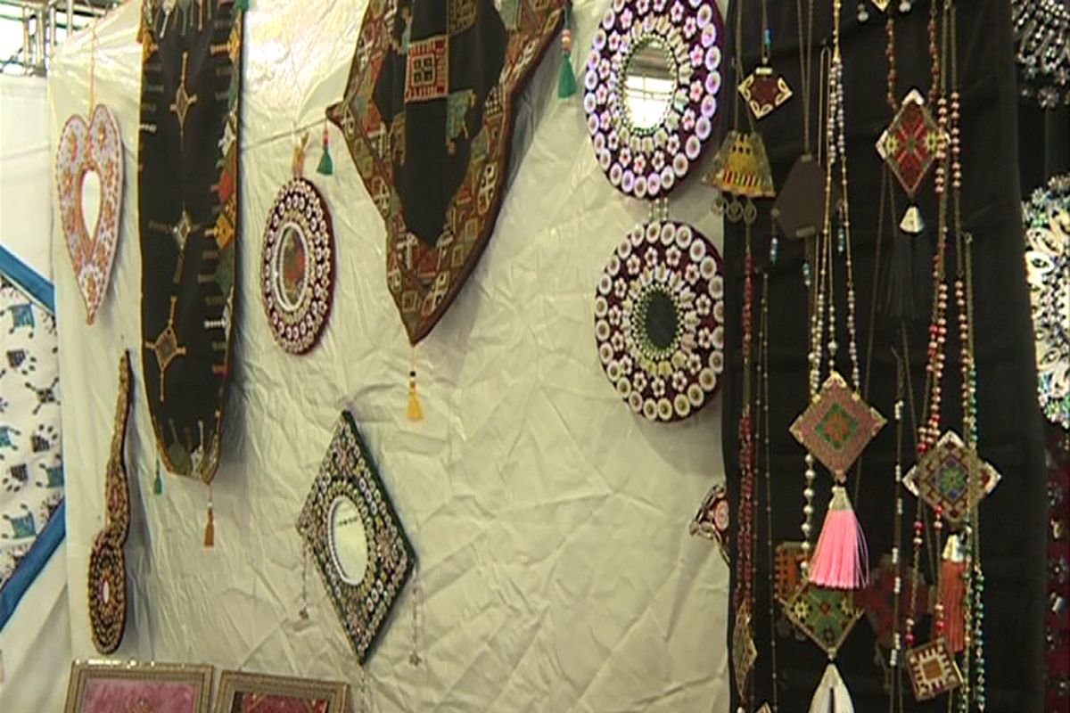 برپایی نمایشگاه صنایع دستی و هنرهای سنتی کشور در زاهدان