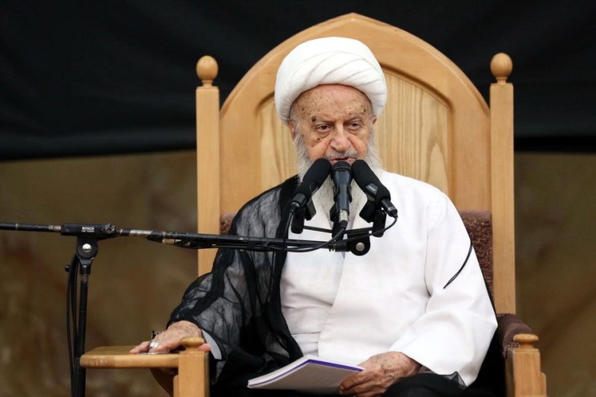 واکنش آیت الله مکارم شیرازی به دروغ های رسانه های ضد انقلاب نسبت به وی