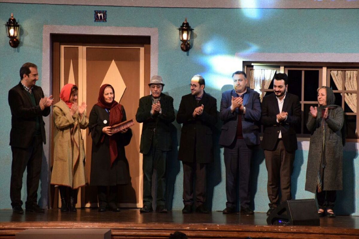 نکوداشت احترام برومند در جشنواره قصه‌گویی برگزار شد