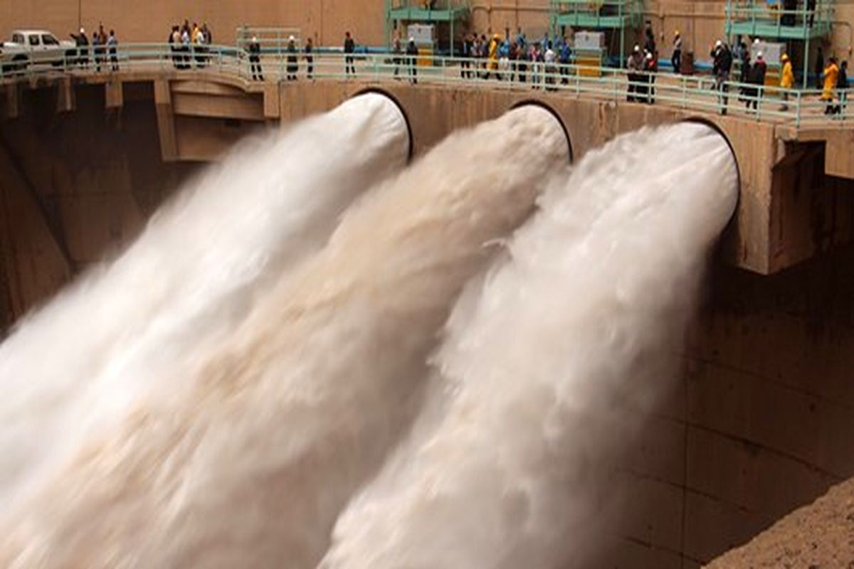 مهار ۵ سیلاب عظیم توسط سد دز/ ۸۰ درصد آب های ورودی به استان ذخیره شد