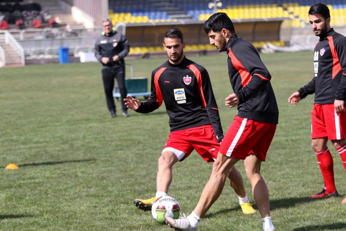 نورالهی فقط دور زمین دوید