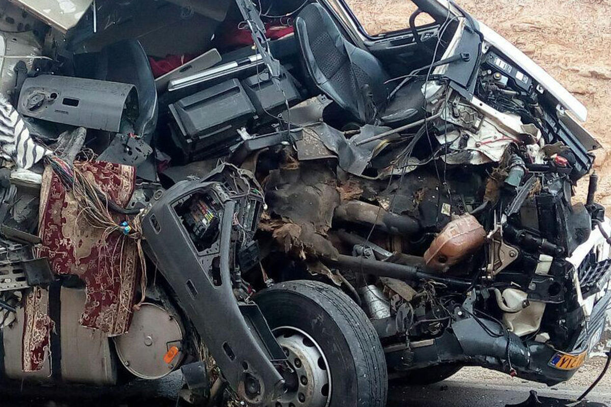 کشته شدن ۸ نفر بر اثر آتش سوزی خودرو در جاده‌های استان زنجان