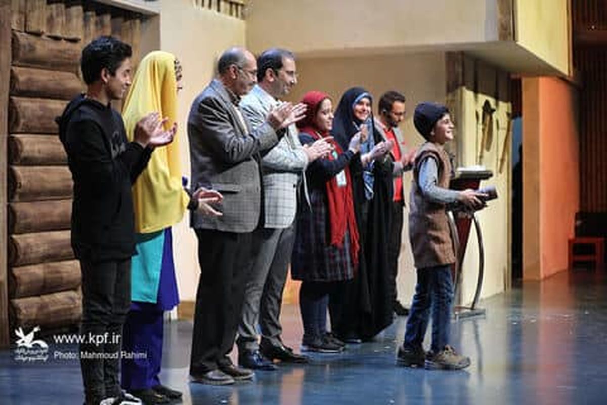 قصه‌گویان آذربایجان شرقی و کسب سه عنوان برتر بیست‌ودومین جشنواره بین‌المللی قصه‌گویی
