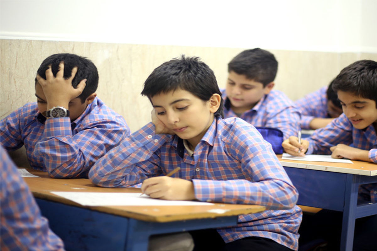 تحصیل هزار و ۲۸۳ دانش‌آموز دیرآموز در مدارس خراسان شمالی