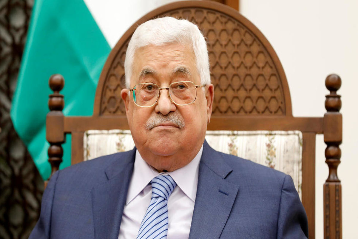 دیدار نخست‌وزیر پیشین‌ اسرائیل با محمود عباس به مذاق صهیونیست ها خوش ننشست