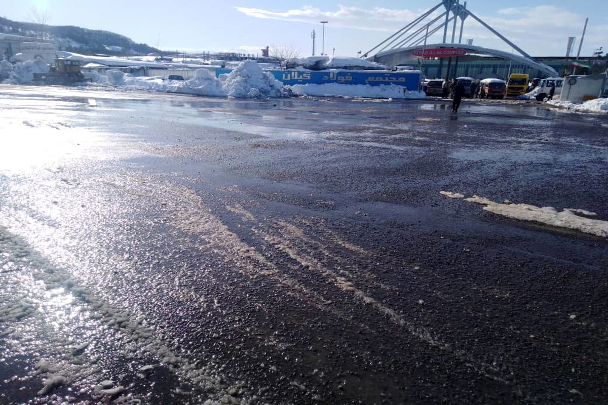 اقدام قابل تقدیر مجتمع فولاد گیلان در بحران برف