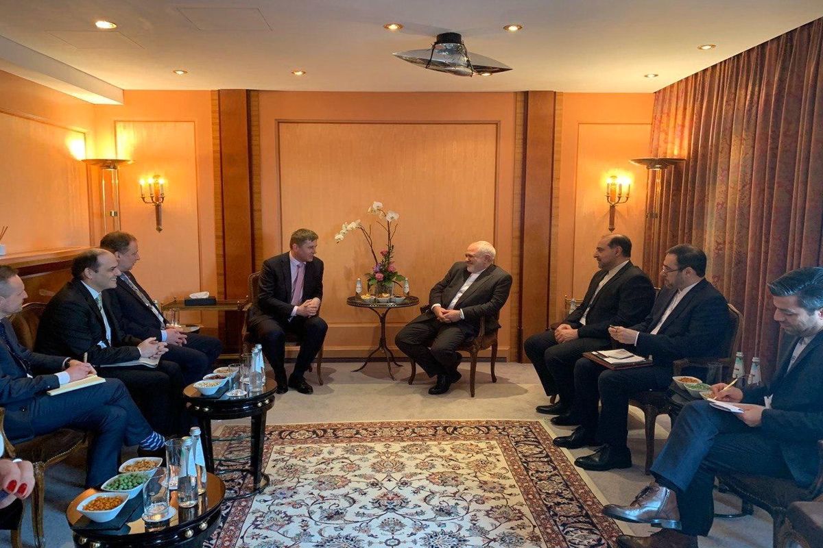 وزرای امور خارجه ایران و جمهوری چک دیدار و گفتگو کردند