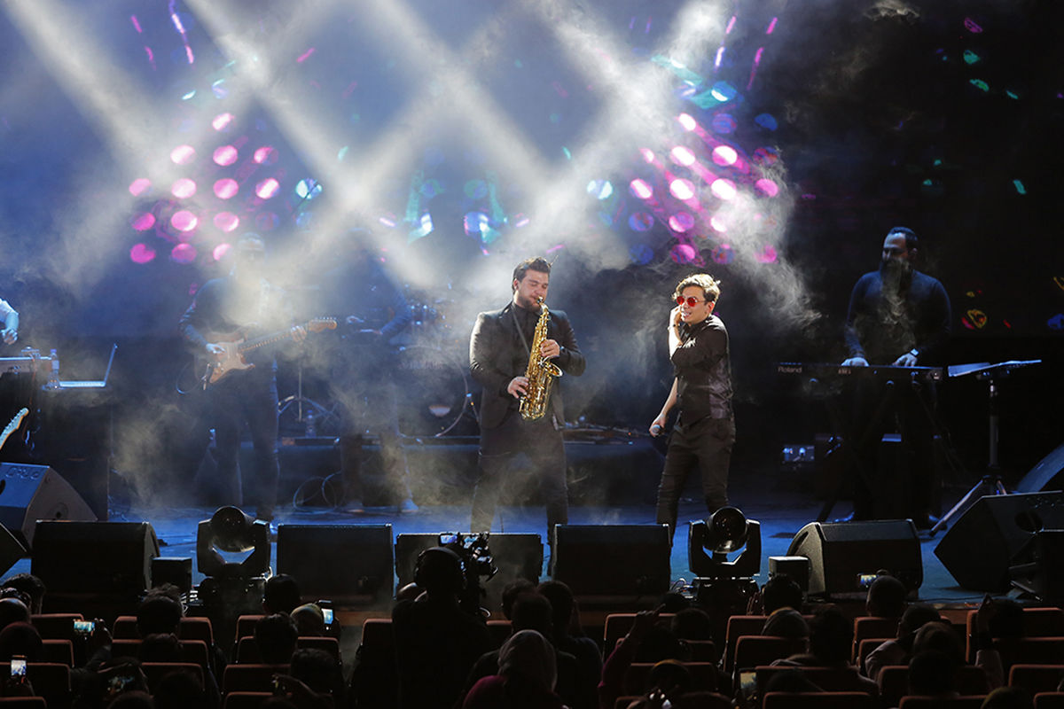 عاشق شدن محسن ابراهیم زاده در شب سرد سالن میلاد