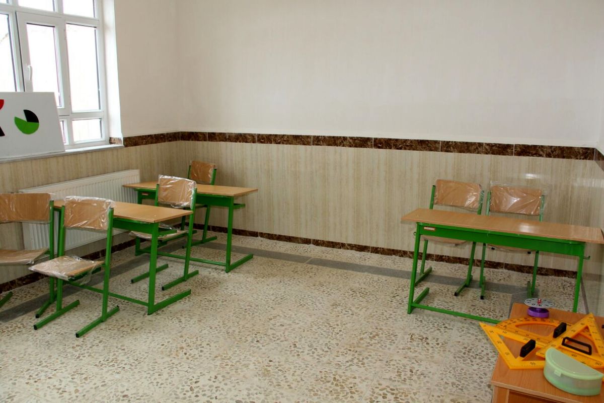۲ مدرسه خیری در بنت نیکشهر افتتاح شد