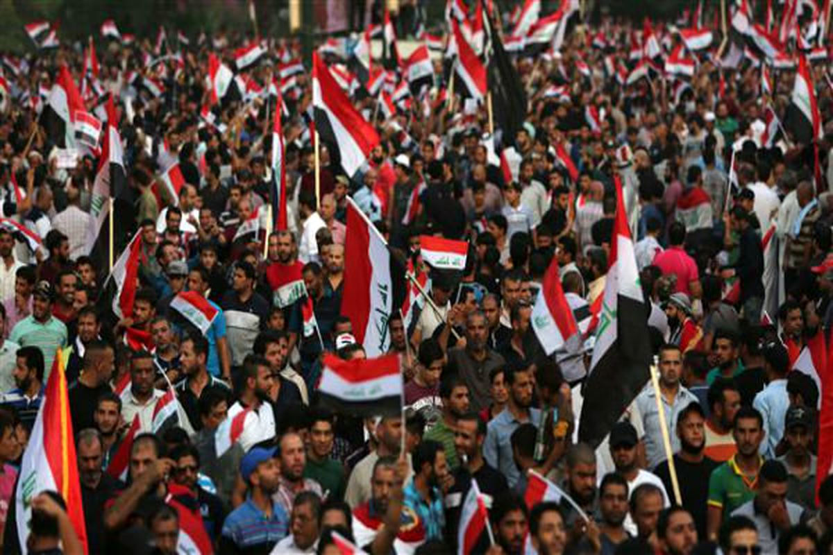 مفهوم تظاهرات و خروش میلیونی مردم عراق علیه آمریکا
