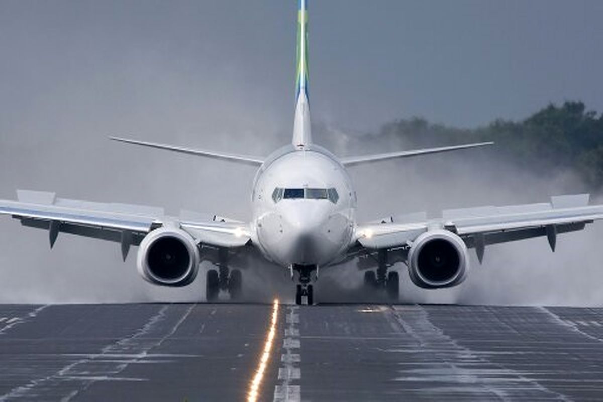 لرزش موتور علت بازگشت هواپیما استانبول/ مسافران در سلامت کامل به سر می برند/ مسئله باز نشدن چرخ صحت ندارد