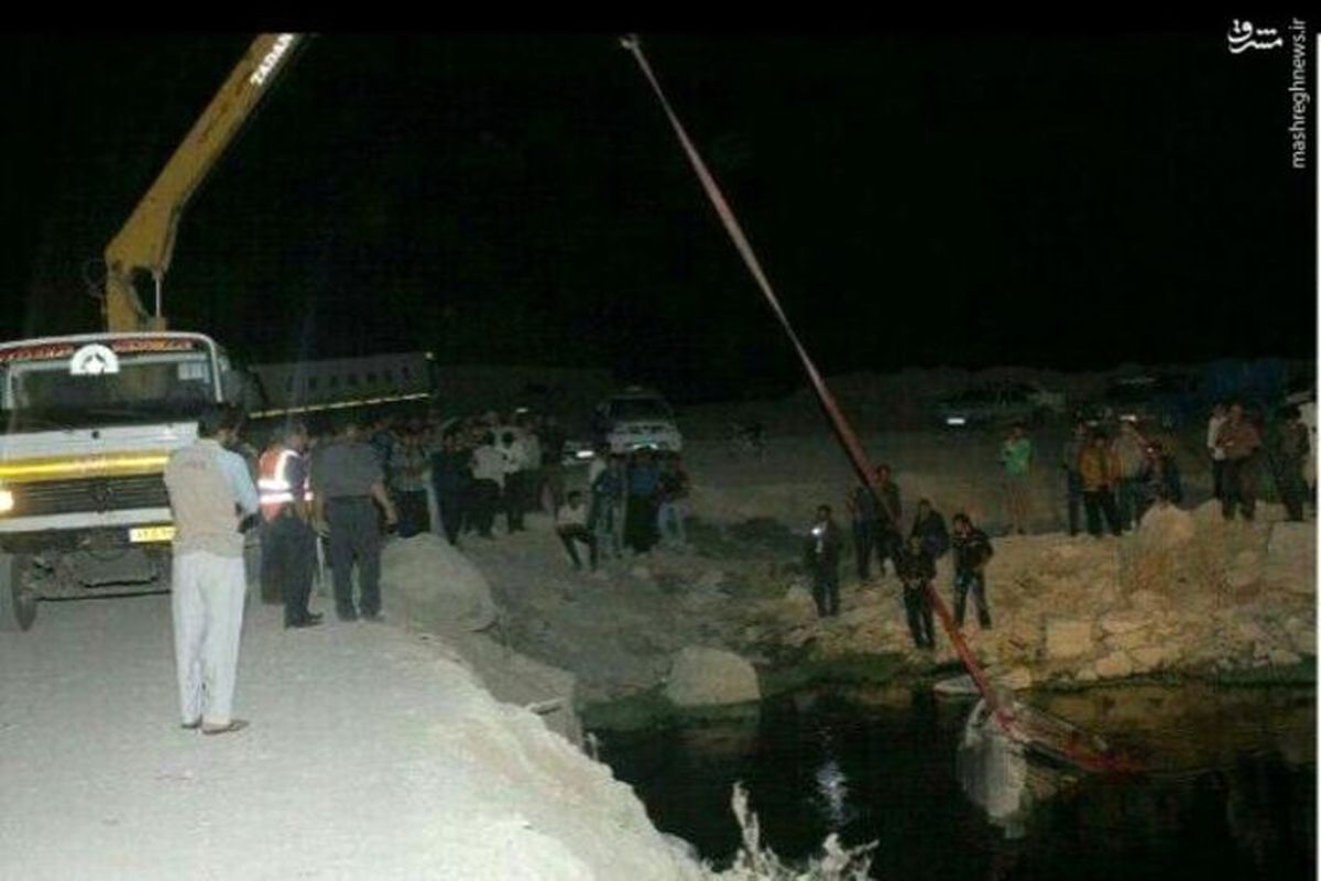 فوت غم انگیز خانواده ۵ نفره شادگانی بر اثر سقوط در کانال آب+اسامی جان باختگان