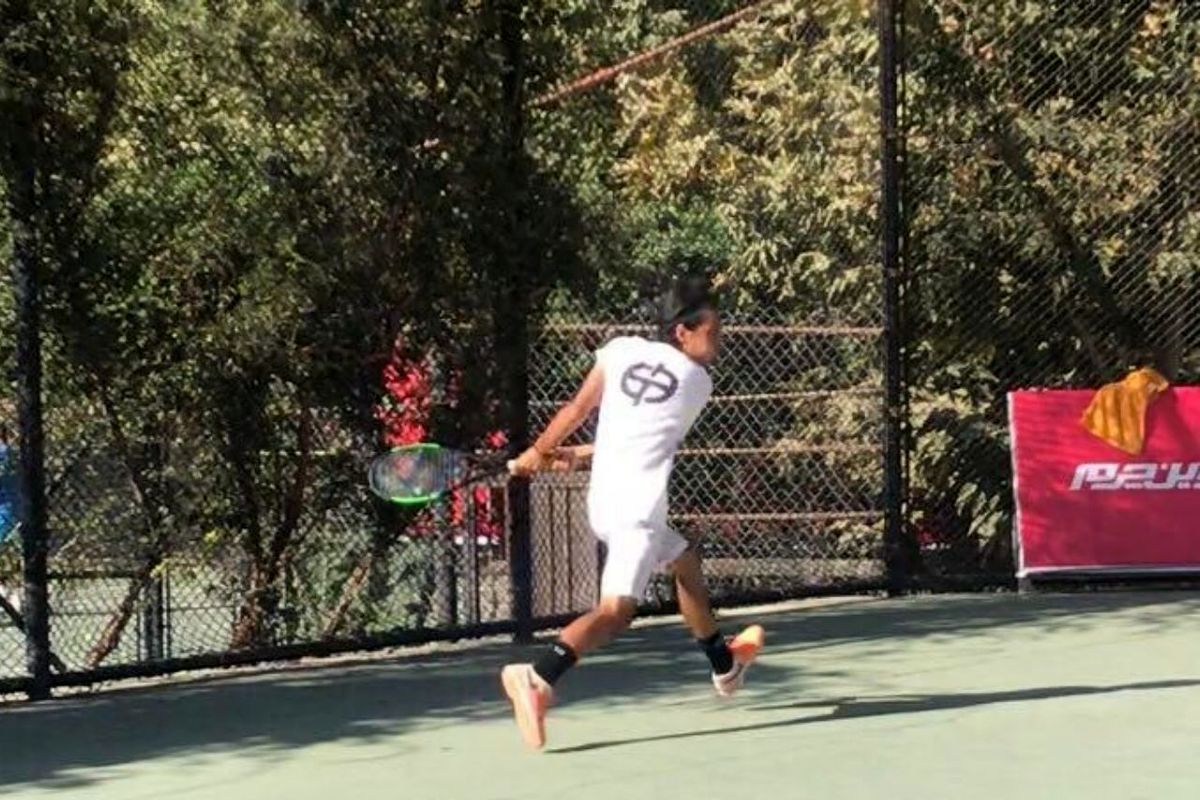 بازیکن خوش آتیه البرز راند اول مسابقات بین المللی تنیس را برد