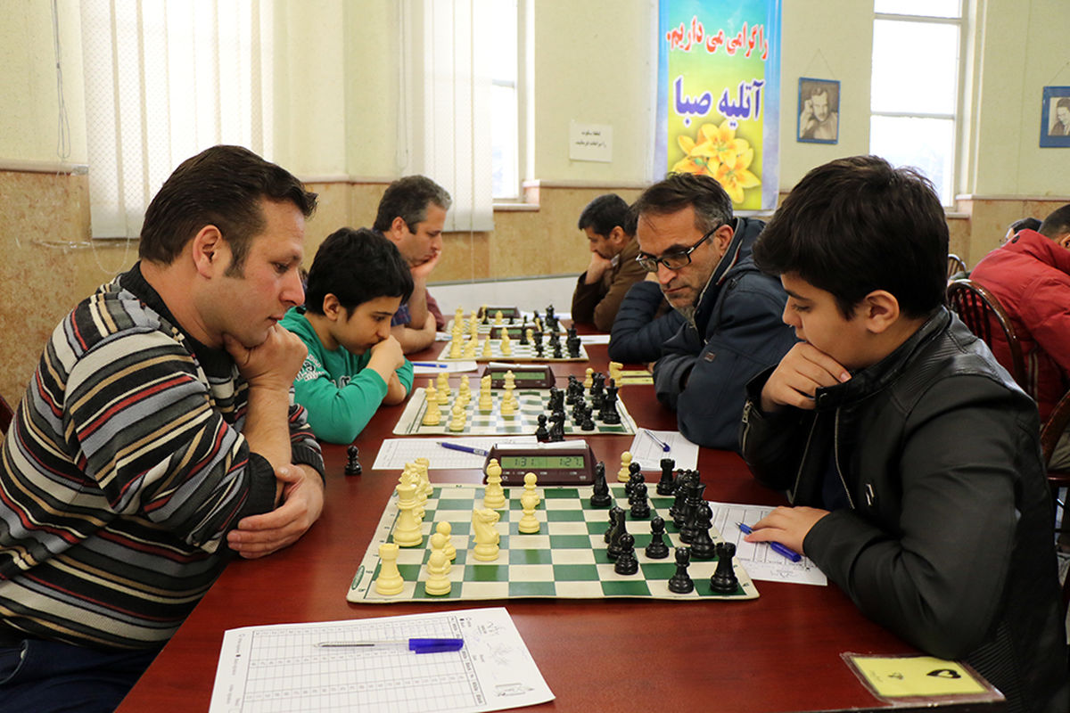 قهرمانی «سینا کوروند» در مسابقات شطرنج استان