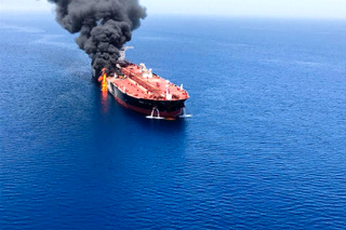 نقدی بر اتهامات آمریکا علیه ایران در ماجرای حمله به نفتکش ها در دریای عمان