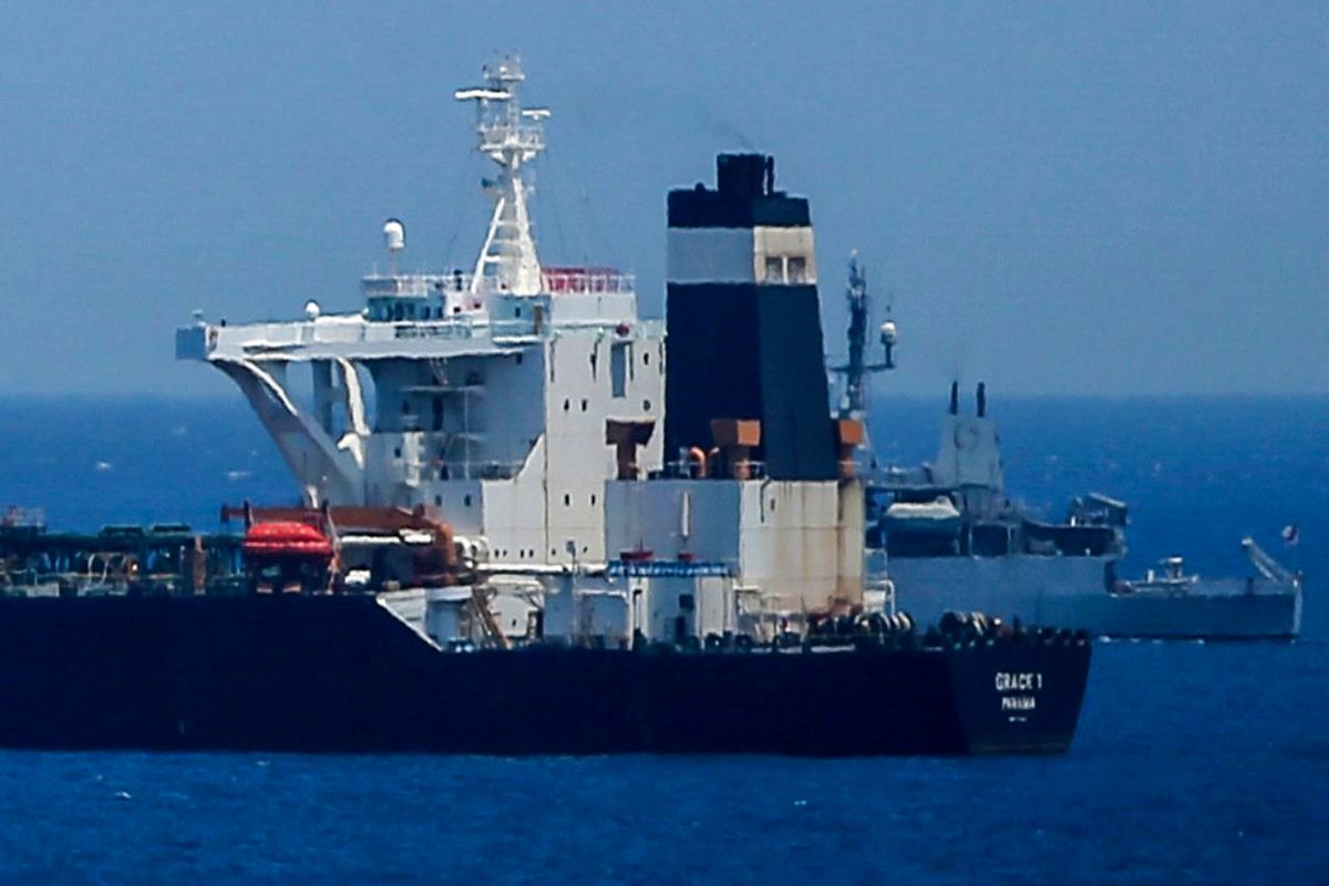 تکذیب خبر توقف نفتکش انگلیسی در خلیج فارس