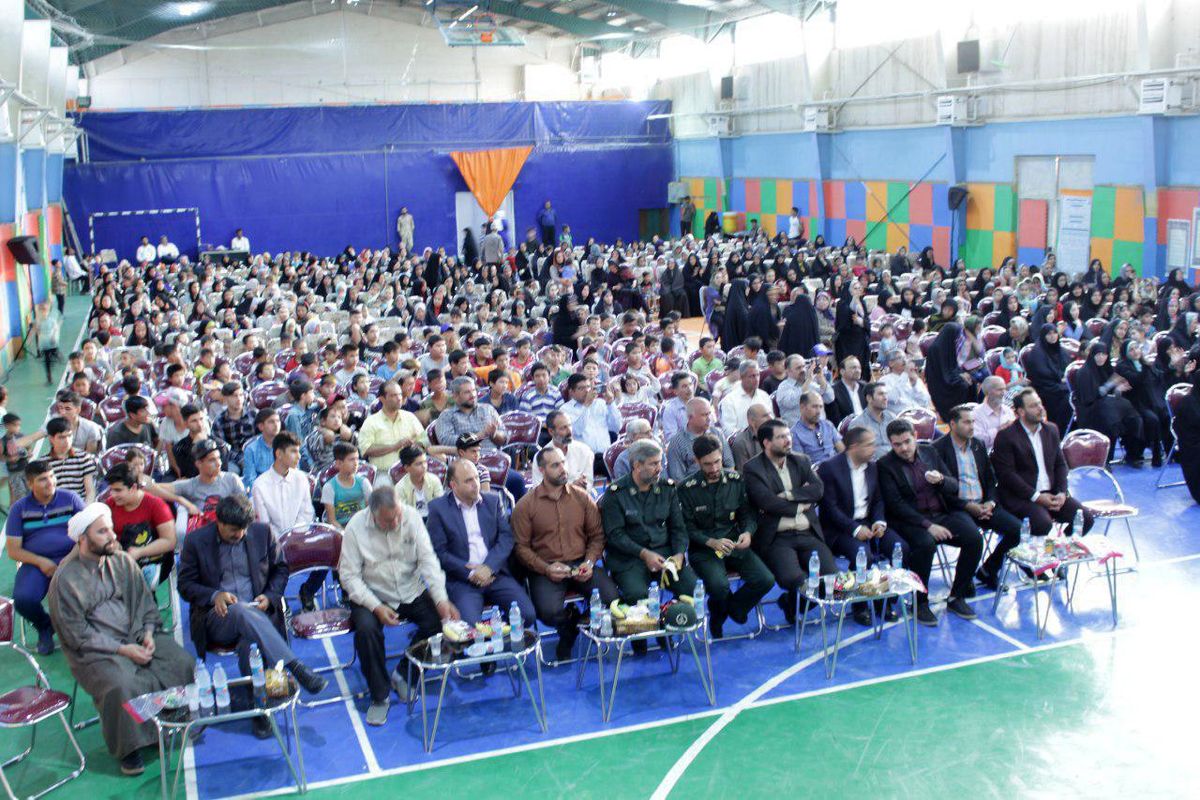 جشن بزرگ دهه کرامت در گل حصار برگزار شد