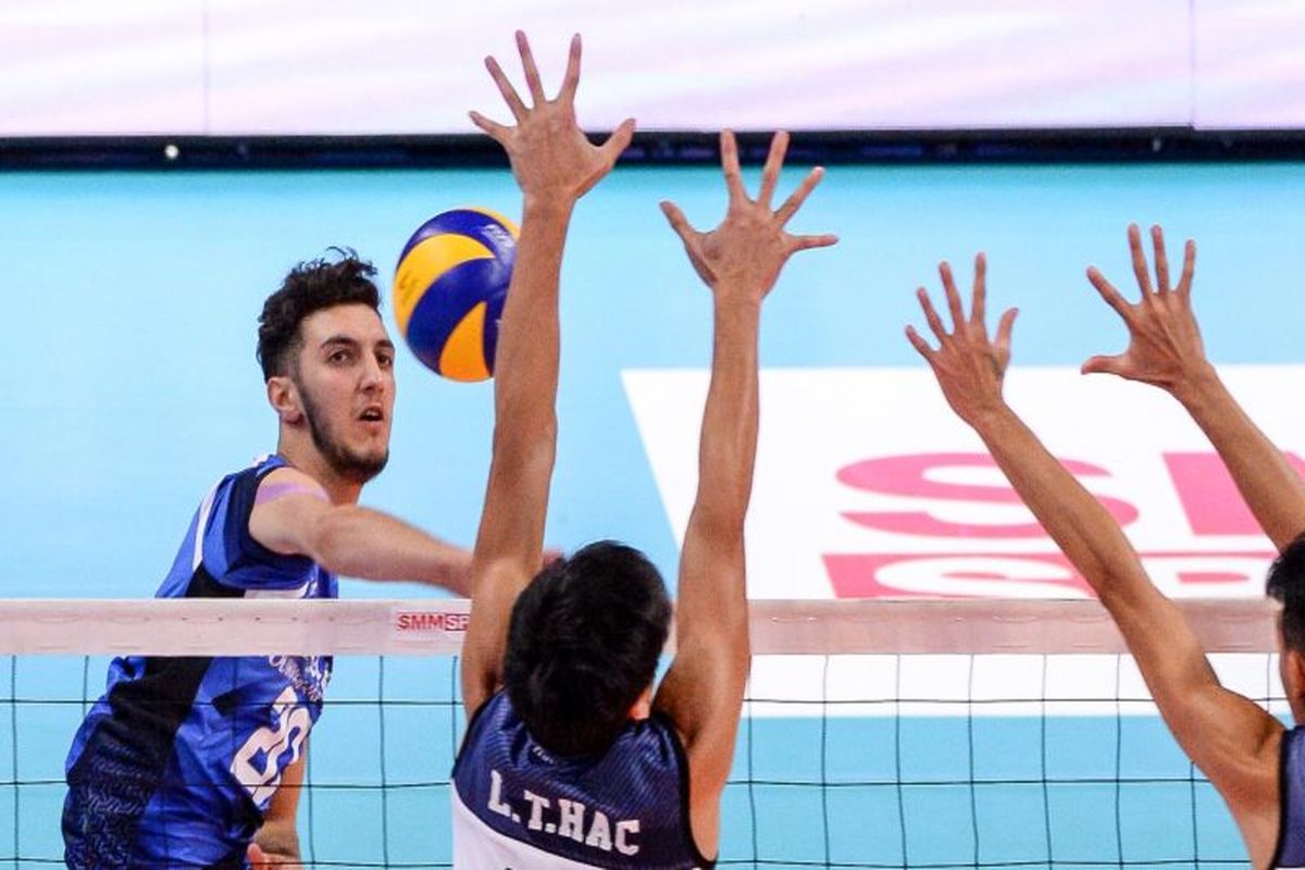 یلی امتیازآورترین بازیکن دیدار ایران و مکزیک شد