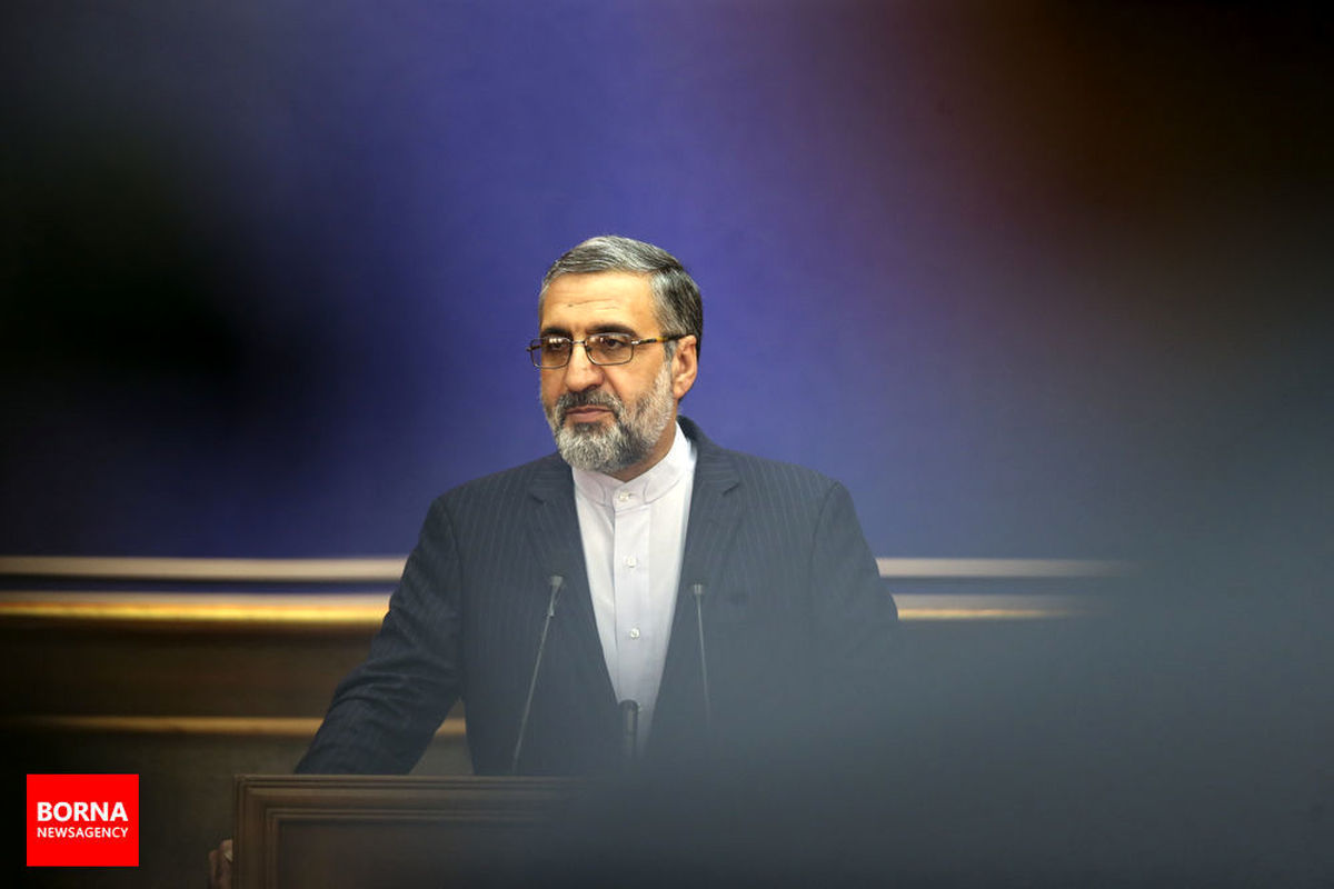 تایید خبر بازداشت مدیرعامل سابق ایران‌خودرو/ دو نفر از همکاران وی بازداشت شدند