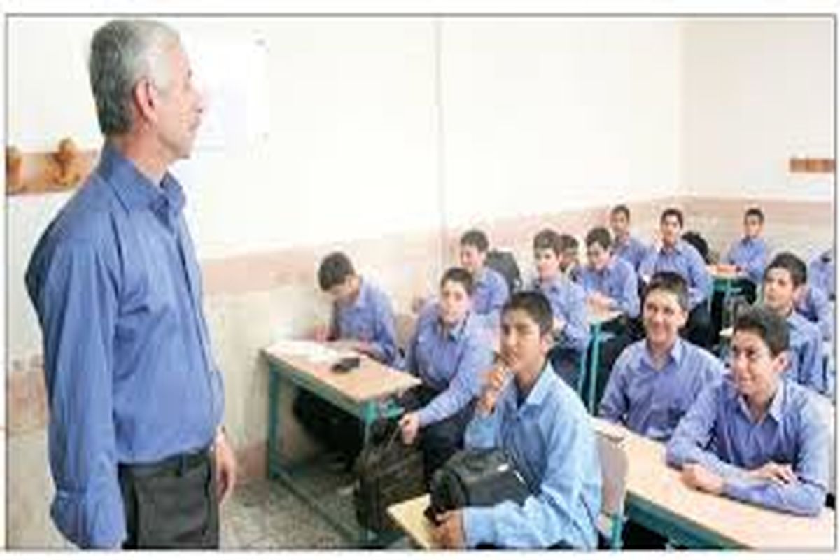 صدور حکم تمام وقت برای ۱۰۰هزار معلم تا اول مهر