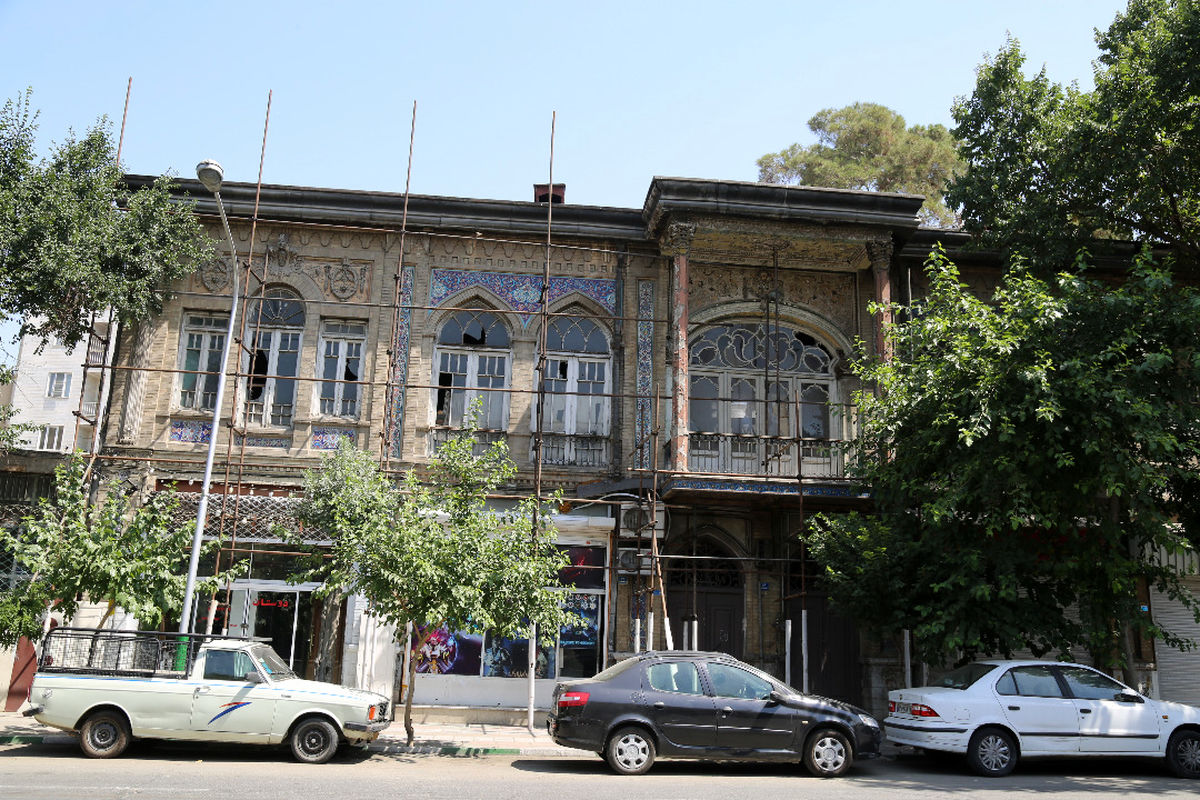 مرمت بنای ۱۲۰ساله قاجاری توسط شهرداری منطقه۱۱