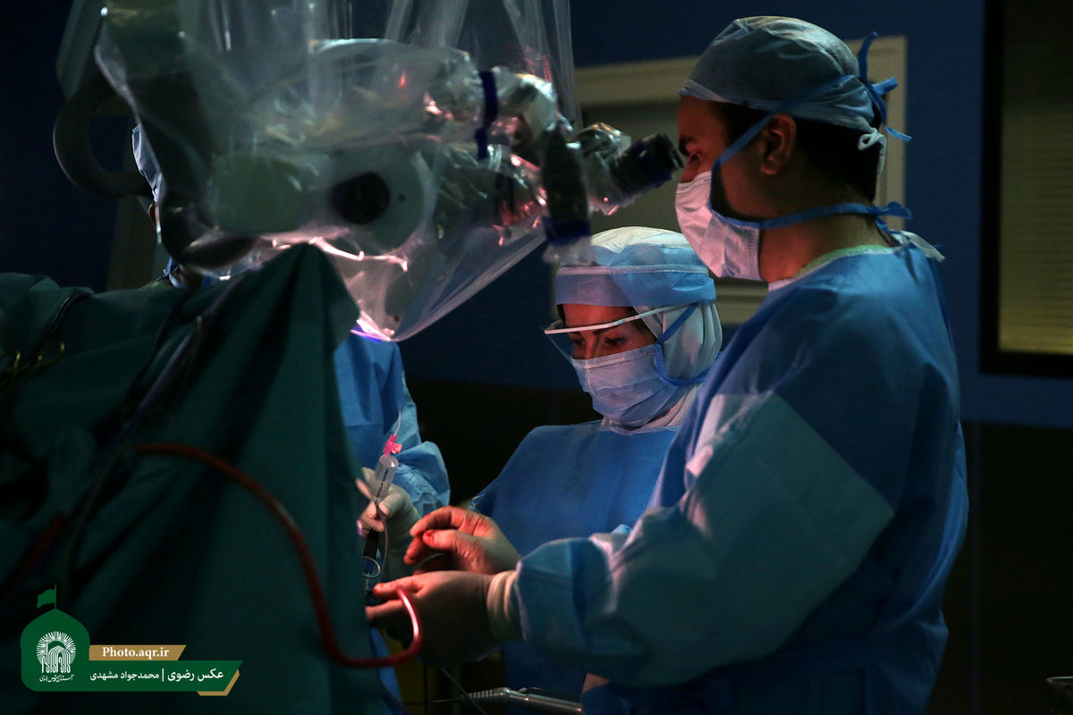 دومین جراحی مغز بدون بیهوشی در بیمارستان رضوی مشهد انجام شد