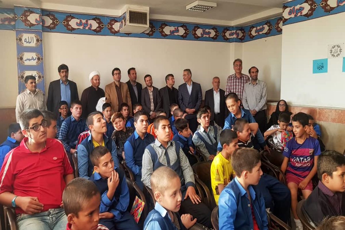 اعضای شورای اسلامی شهر کهریزک مهمان کودکان شهر شدند