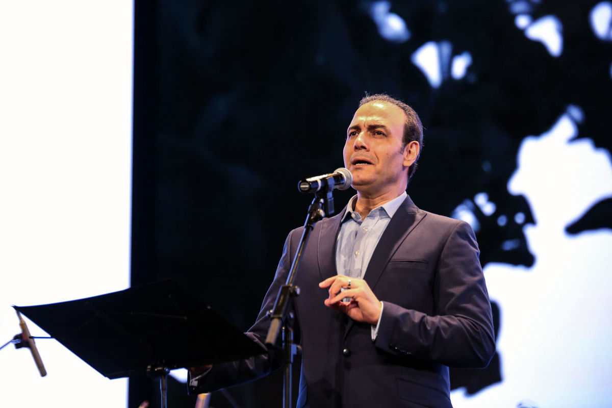 اجرای علیرضا قربانی برای مولانا/ببینید