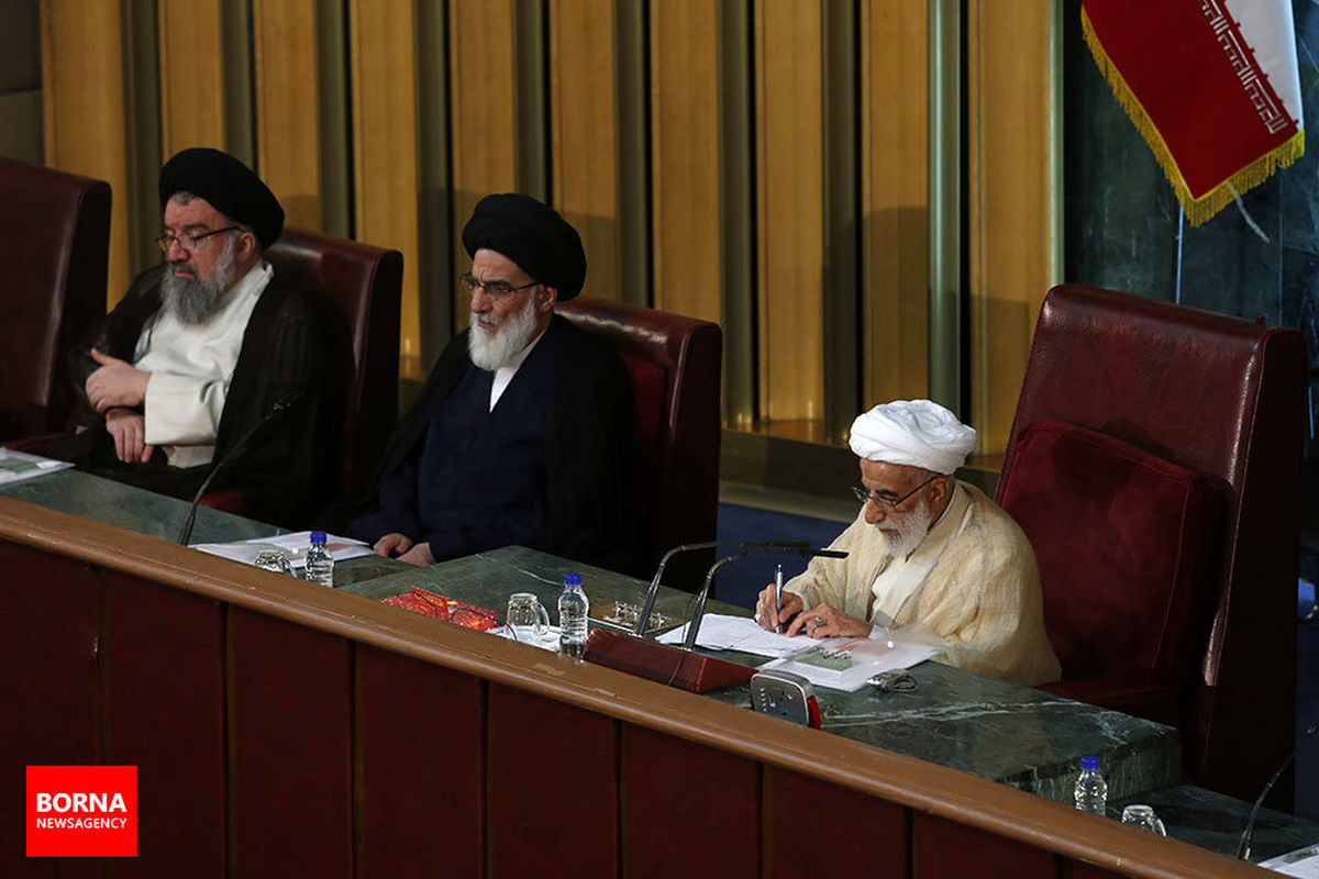روحانی پرحاشیه در اجلاسیه مجلس خبرگان حضور نیافت