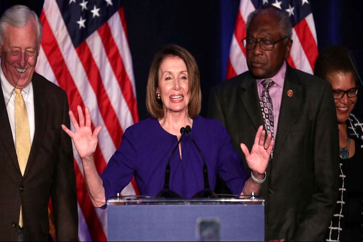 حمله تند پلوسی به فحاشی های ترامپ