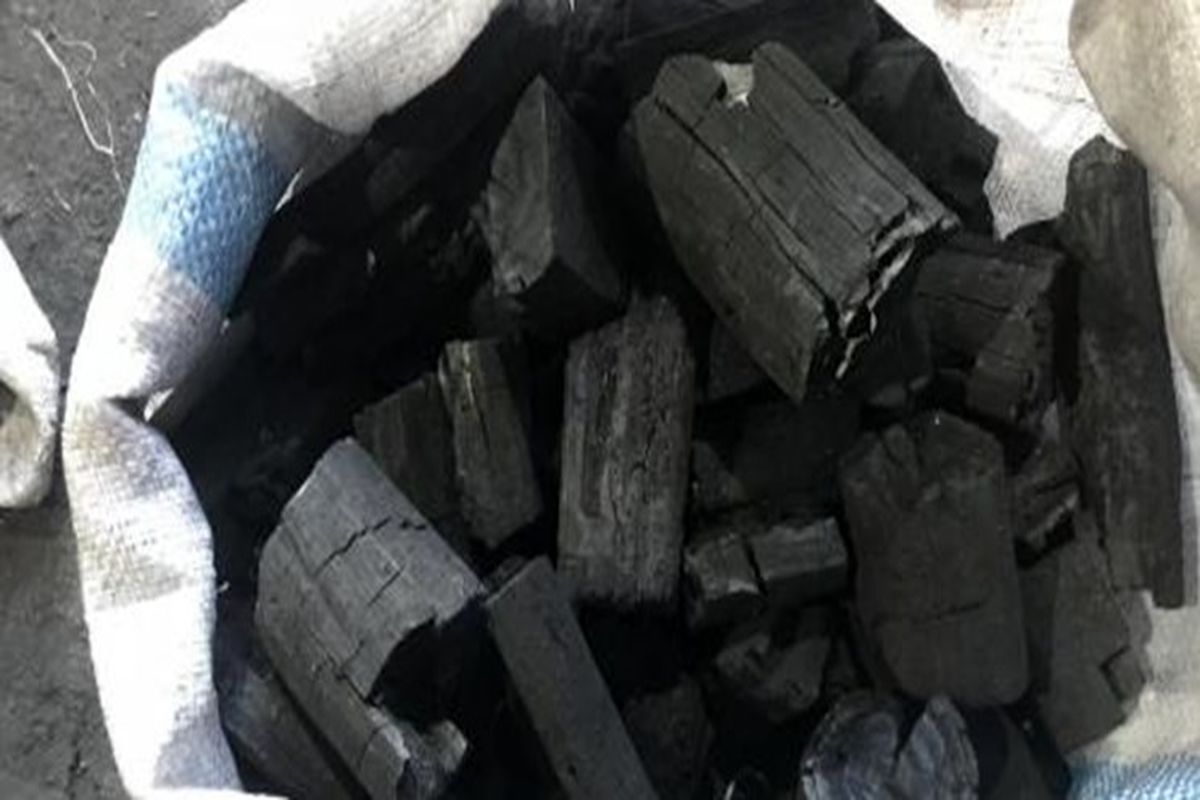 کشف زغال قاچاق در صومعه‌سرا