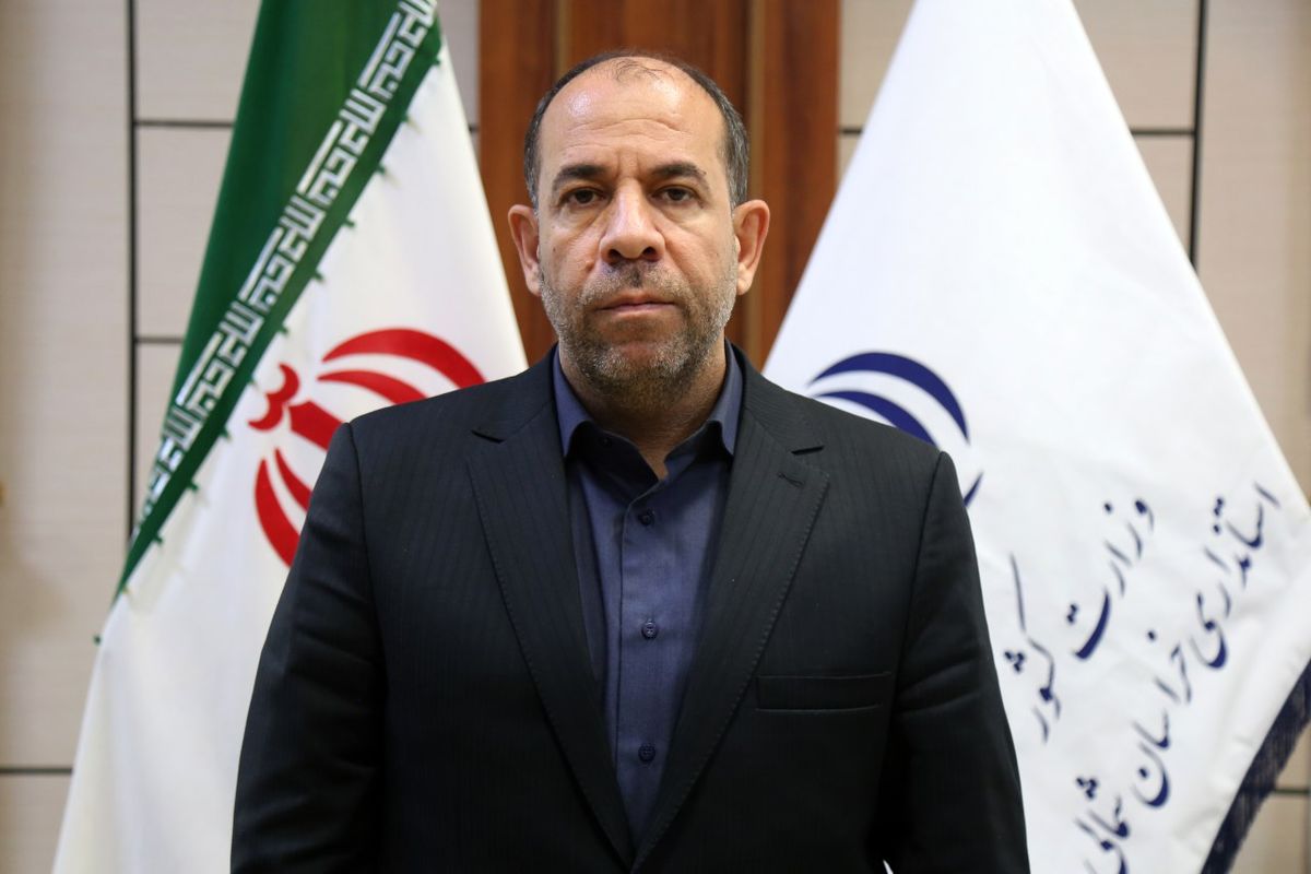 برگزاری نمایشگاه کتاب در شان مردم باشد / مدیران و فرمانداران زمینه استفاده شهروندان را فراهم کنند