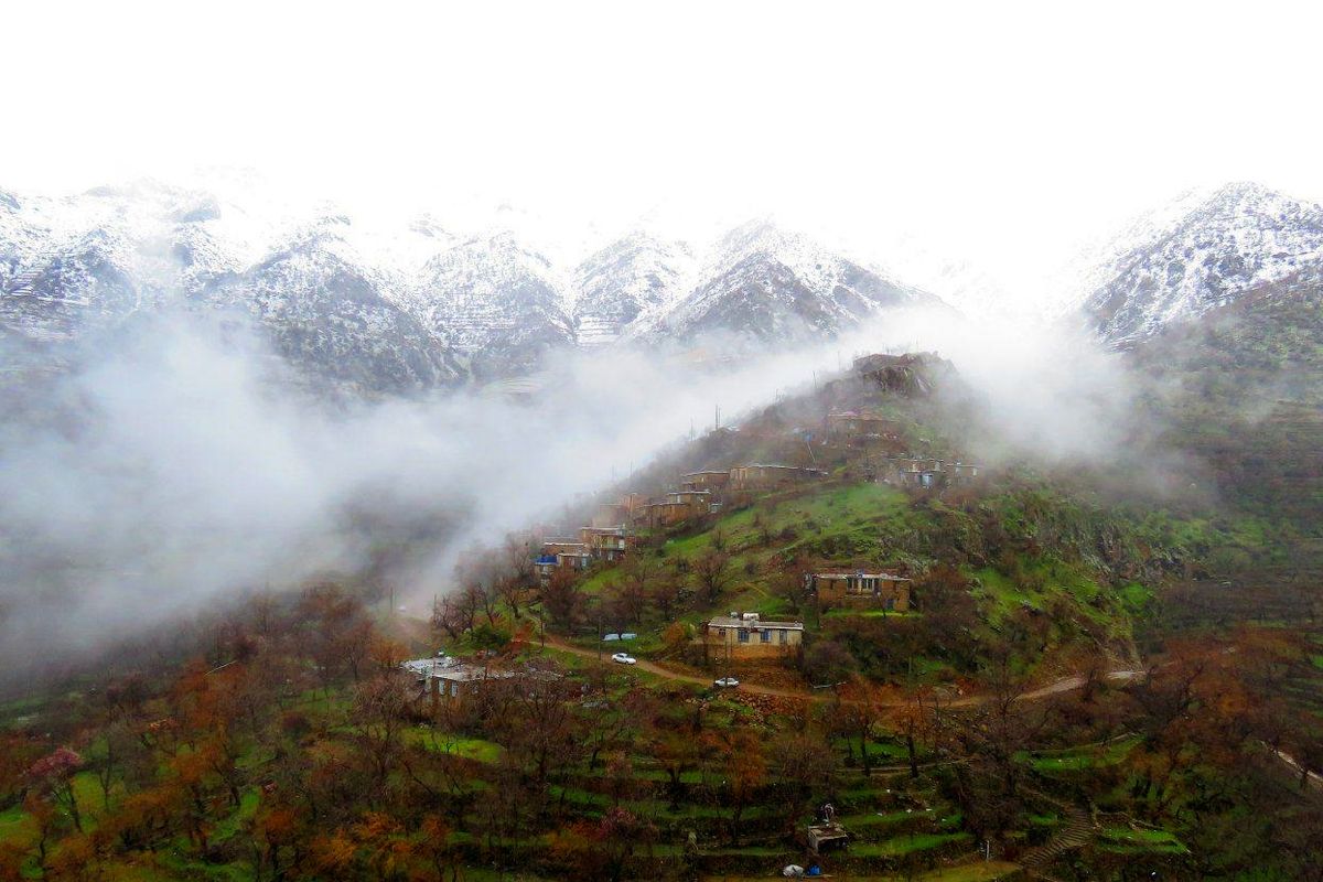 سفر به روستای پر پیچ و خم ایران