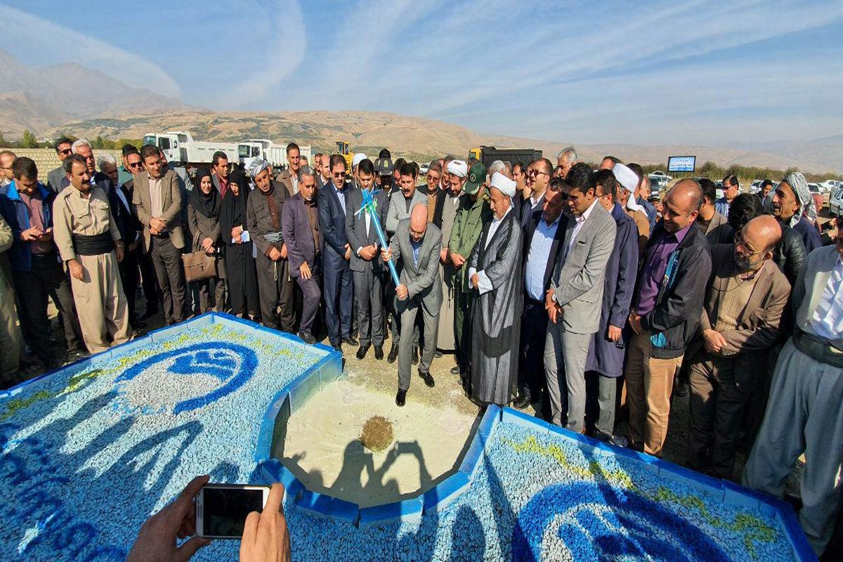 مدیرعامل آبفای کشور، تصفیه‌خانه فاضلاب اشنویه را کلنگ‌زنی کرد