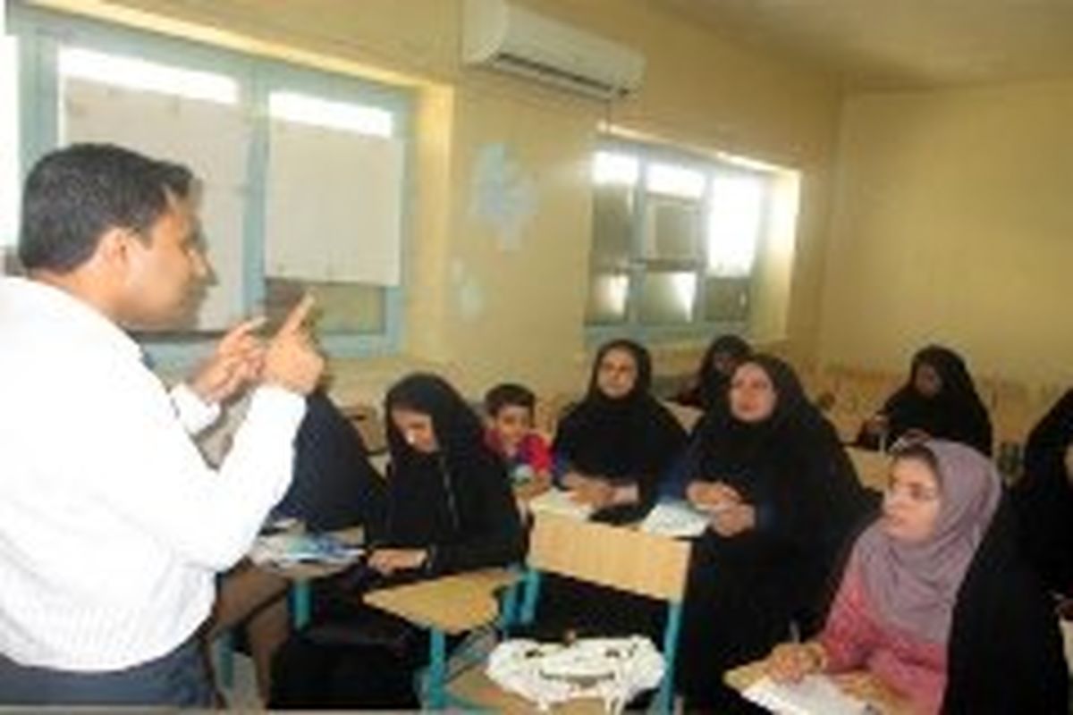 فرهنگسراهای شهرداری همدان به کمک نهضت سوادآموزی خواهند آمد