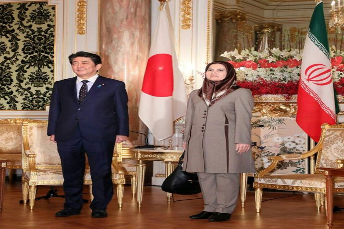 معاون حقوقی رییس جمهور با نخست وزیر ژاپن دیدار کرد