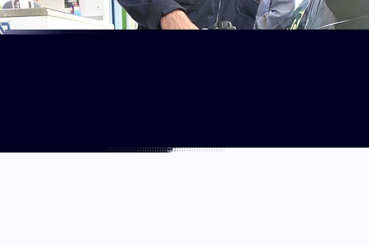 چرا بنزین تدریجی گران نشد؟