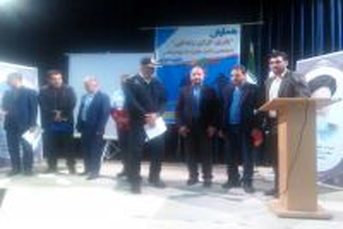 همایش مبارزه با مواد مخدر در سالن الغدیر نیر برگزار شد