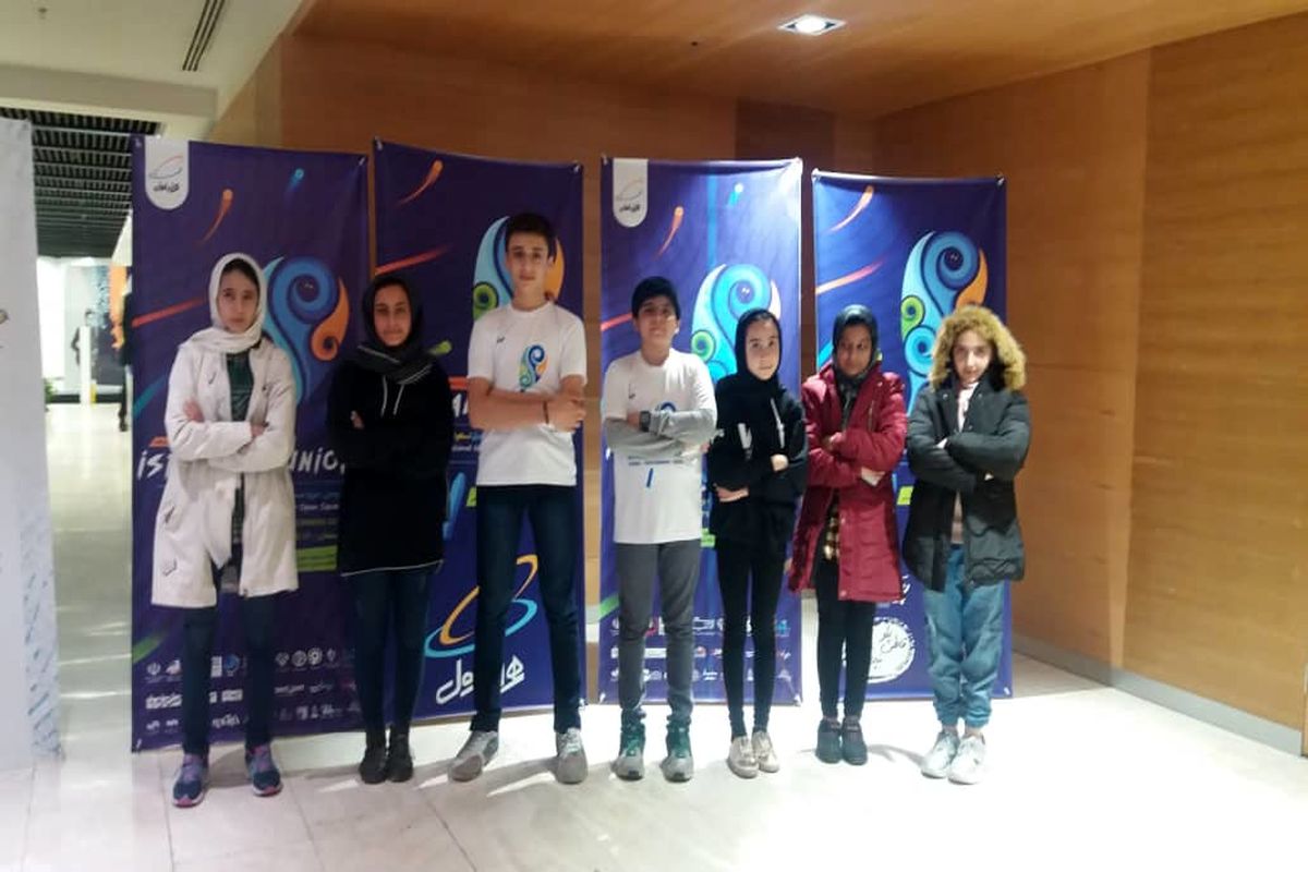 حضور اسکواش بازان قمی در رقابت های بین المللی اصفهان جونیر/کسب دو مقام اولی توسط قمی ها