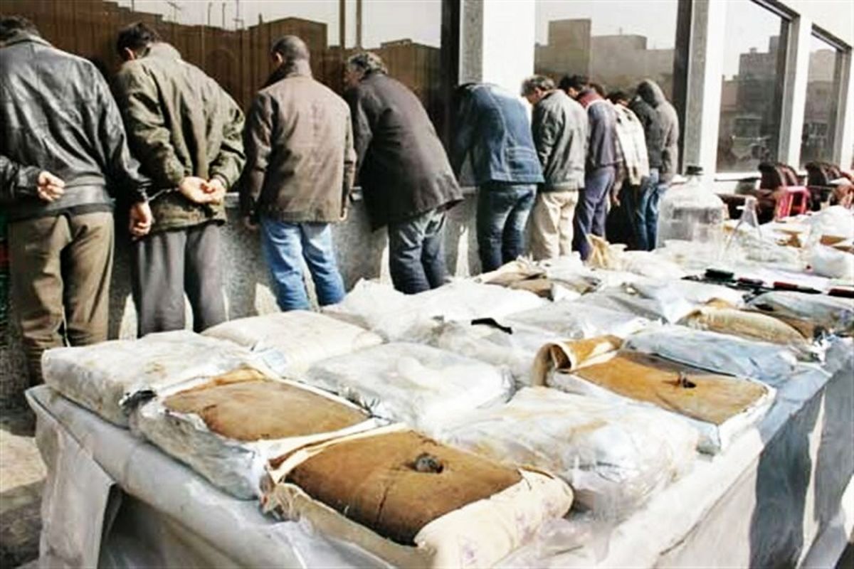 انهدام باند بزرگ قاچاق مواد مخدر در استان هرمزگان/ صدور کیفرخواست برای ۹ نفر از سوداگران مرگ