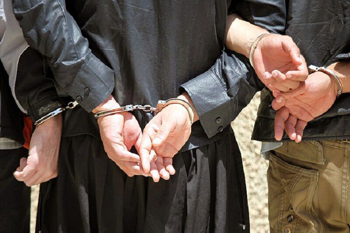 ۳۸ نفر از اراذل و اوباش زاهدان دستگیر شدند