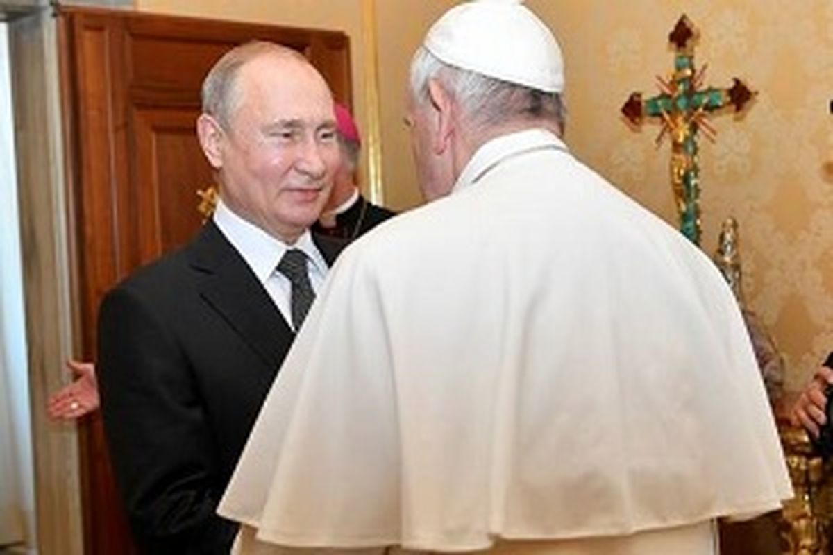 پاپ فرانسیس خطاب به پوتین: برایت دعا می‌کنم