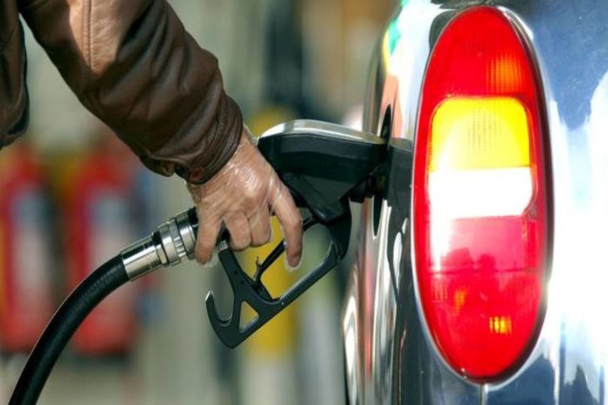 مصرف بنزین استان درنوروز۹۹  حدود ۵۰ درصد کاهش یافته است
