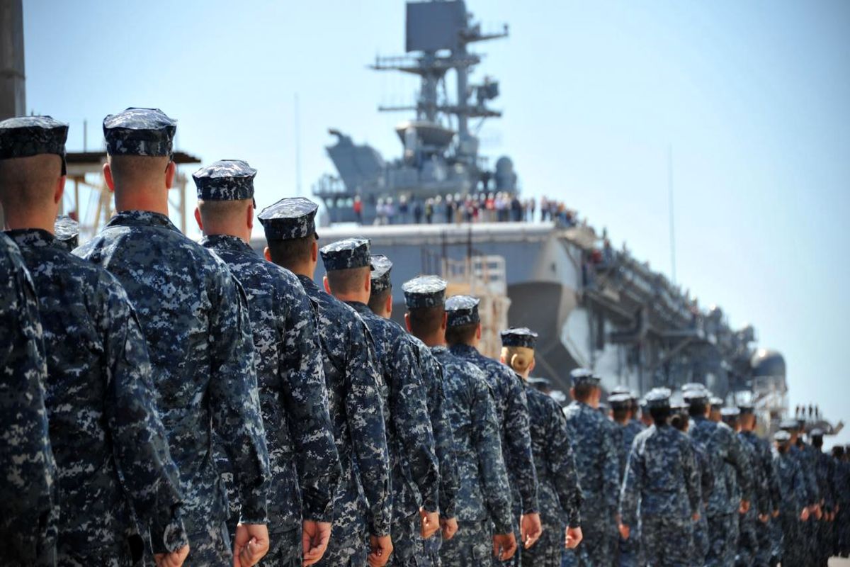 حمله کرونا به نیروی دریایی آمریکا