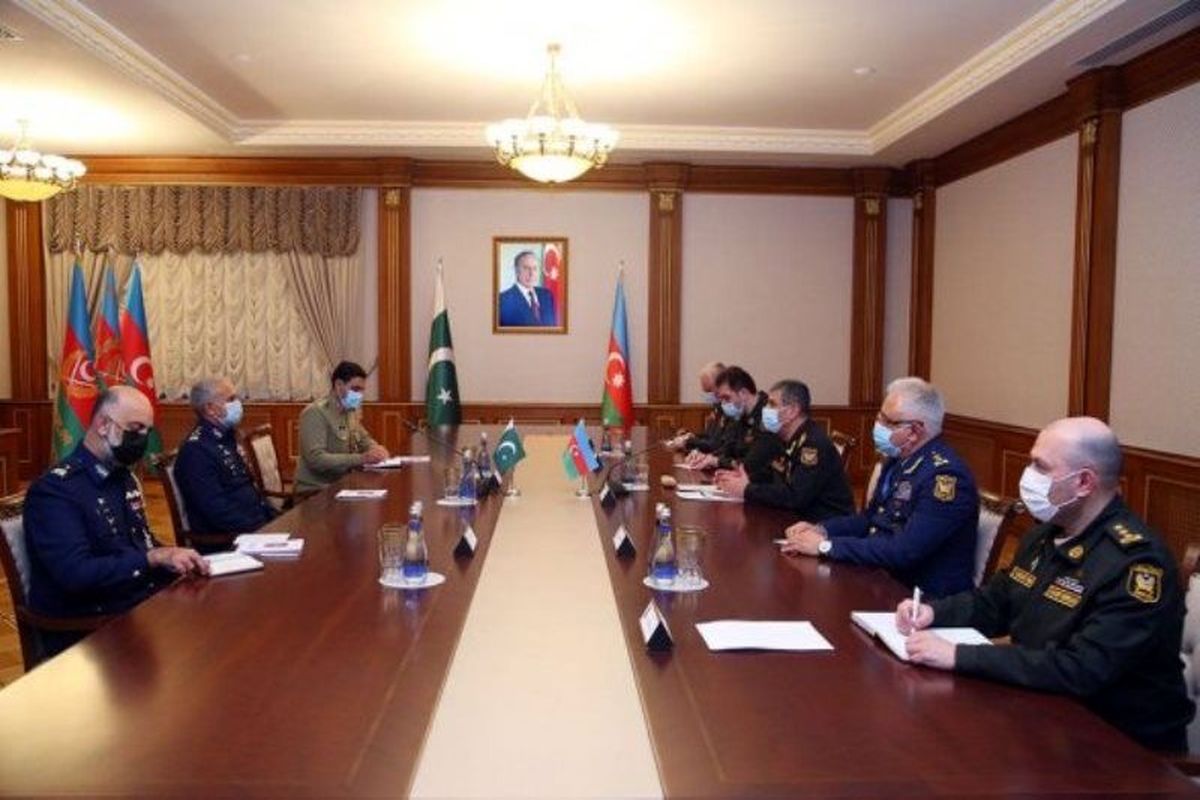 همکاری‌های نظامی جمهوری آذربایجان و پاکستان بررسی شد