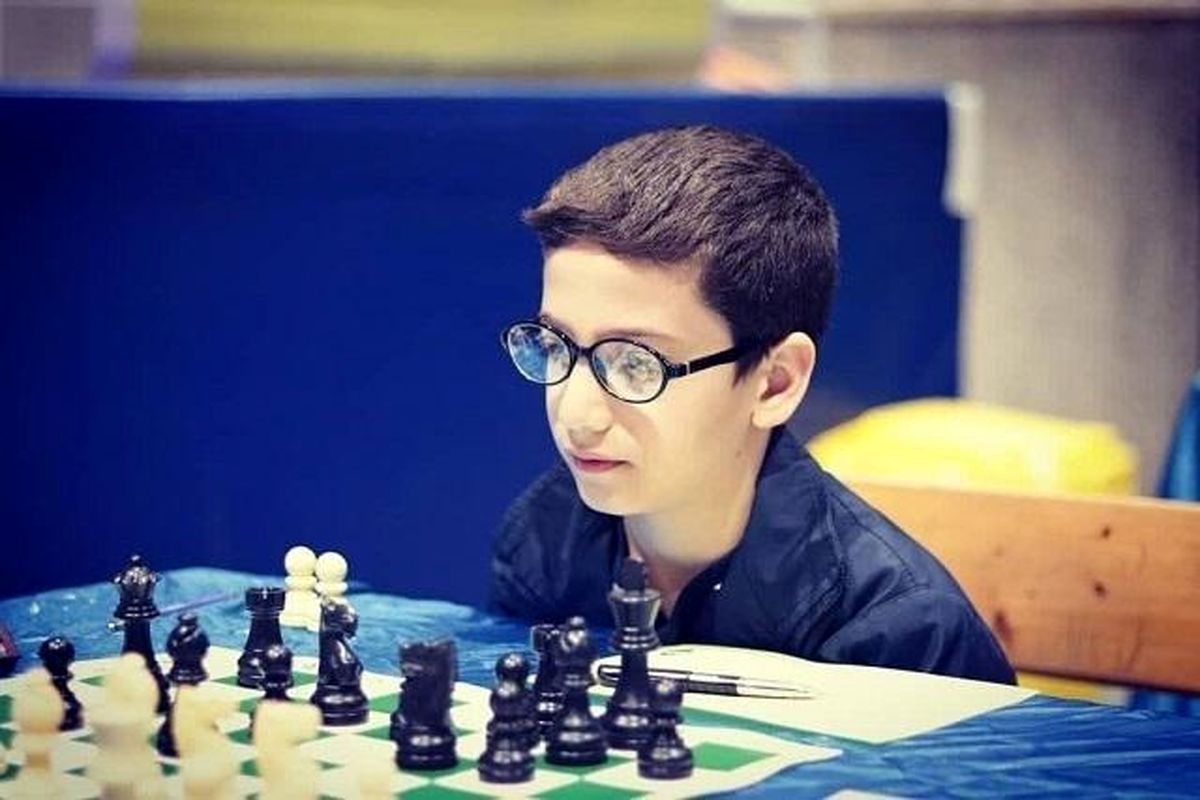 طلای مسابقات شطرنج قهرمانی نوجوانان جهان بر گردن شطرنج باز خوزستانی نشست