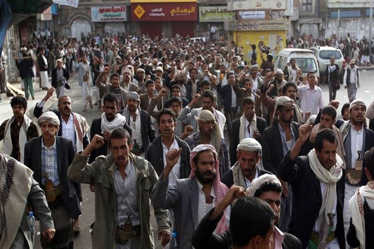 یمنی‌ها مقابل سفارت آمریکا تظاهرات کردند