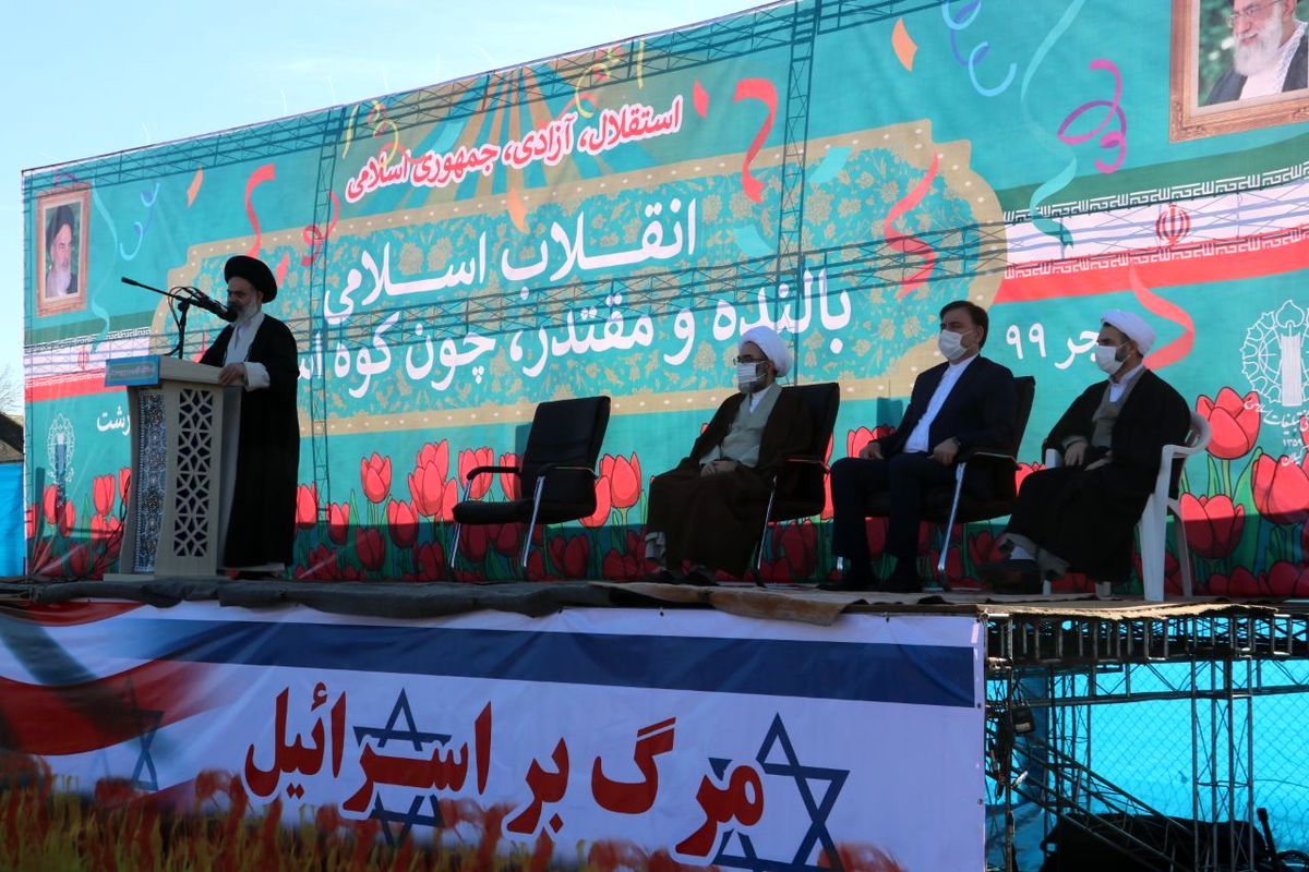 حضور استاندار گیلان در مراسم راهپیمایی خانوادگی خودرویی سالگرد پیروزی انقلاب اسلامی در رشت
